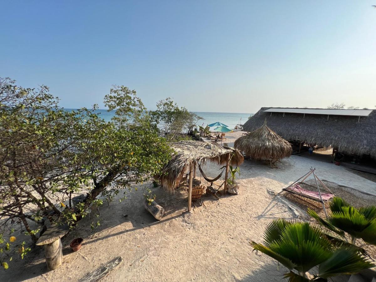 Santa Lova Eco-Hostel Isla Tintipan Tintipan Island Kültér fotó