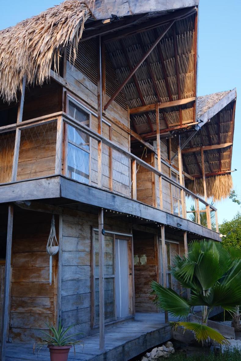 Santa Lova Eco-Hostel Isla Tintipan Tintipan Island Kültér fotó