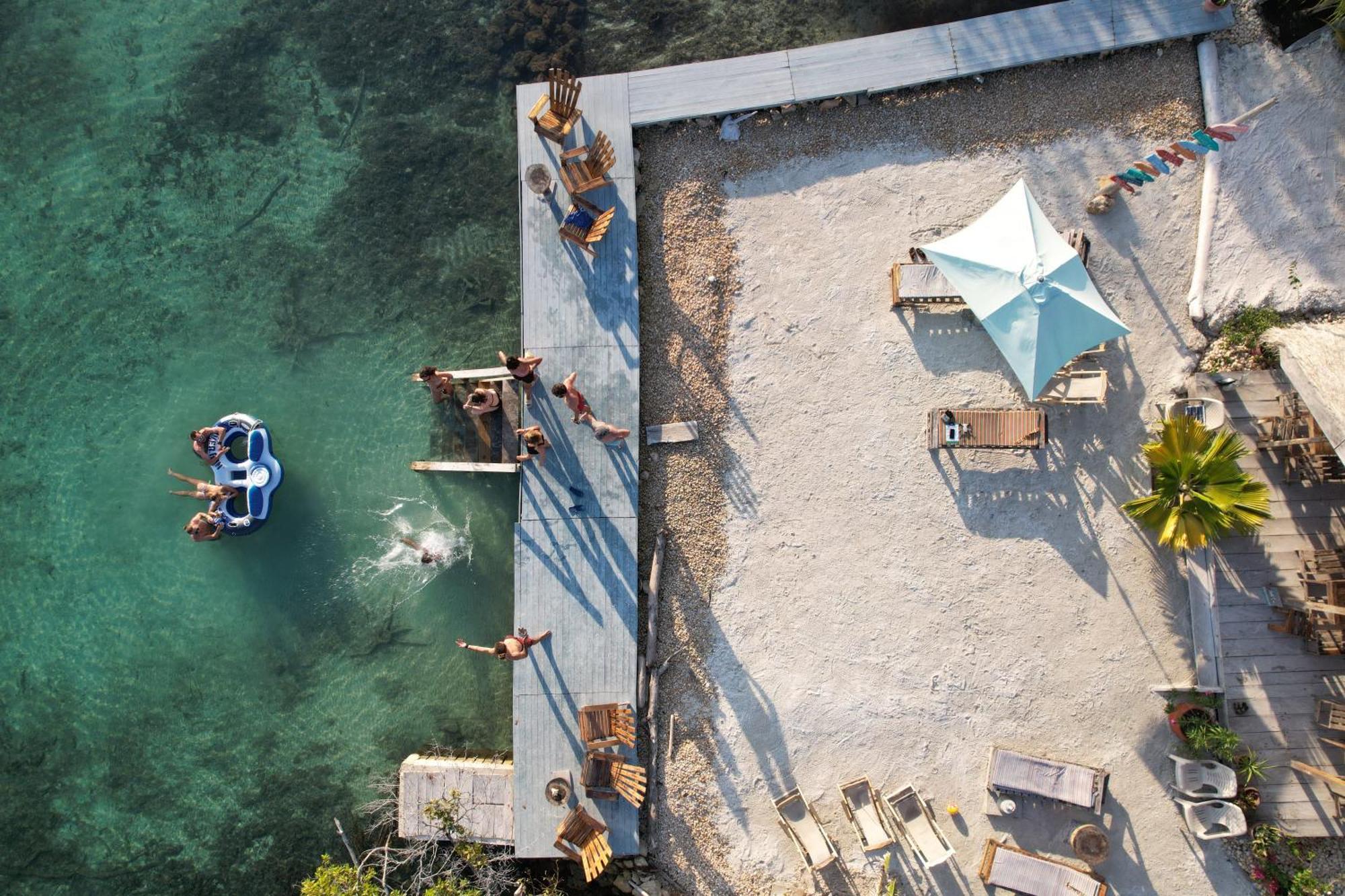 Santa Lova Eco-Hostel Isla Tintipan Tintipan Island Kültér fotó